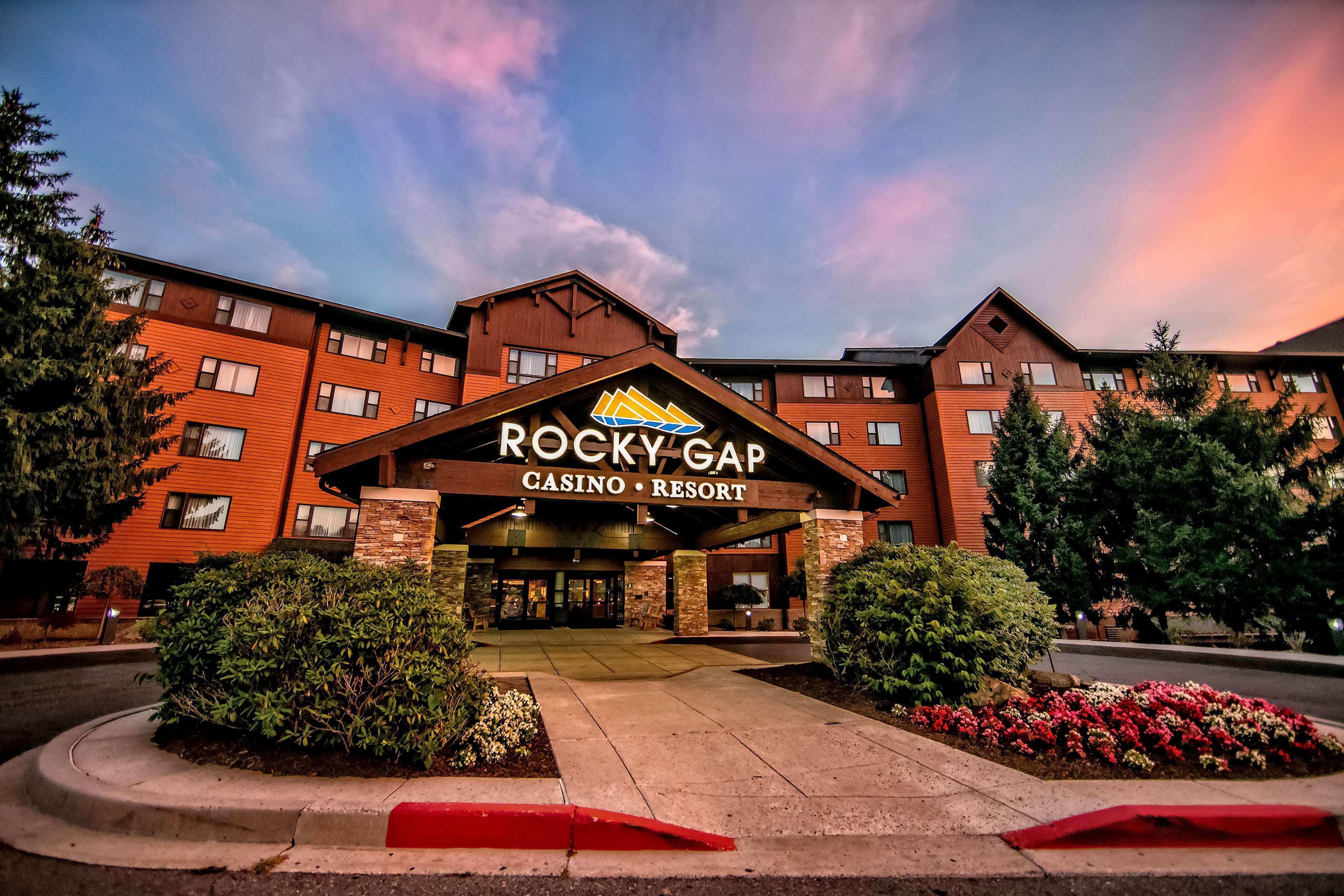 Rocky Gap Casino Resort Flintstone Exterior foto