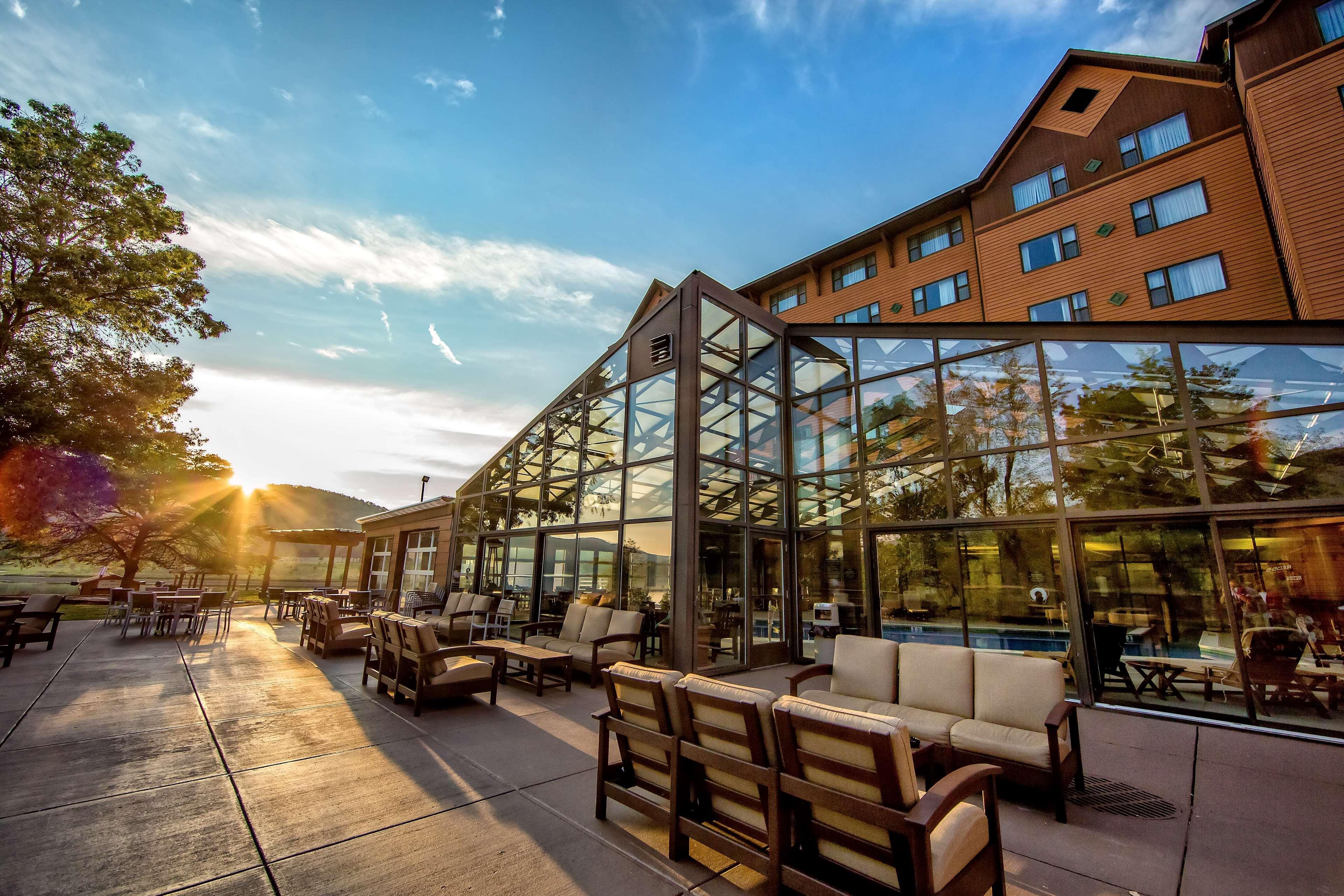 Rocky Gap Casino Resort Flintstone Exterior foto